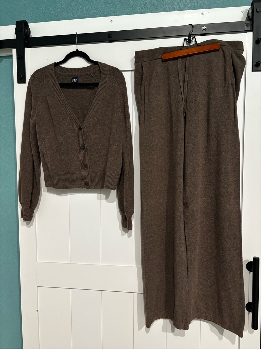 GAP Wide-Leg Knit Pants in Taupe Brown